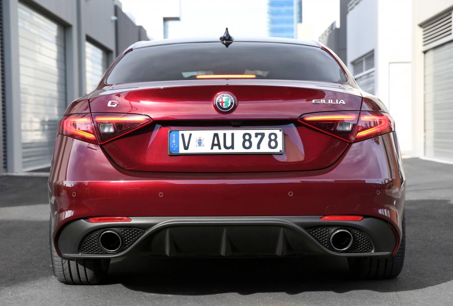  Alfa Romeo Giulia Veloce Q2 (952) 2017 года  (AU) (фото 38 из 40)